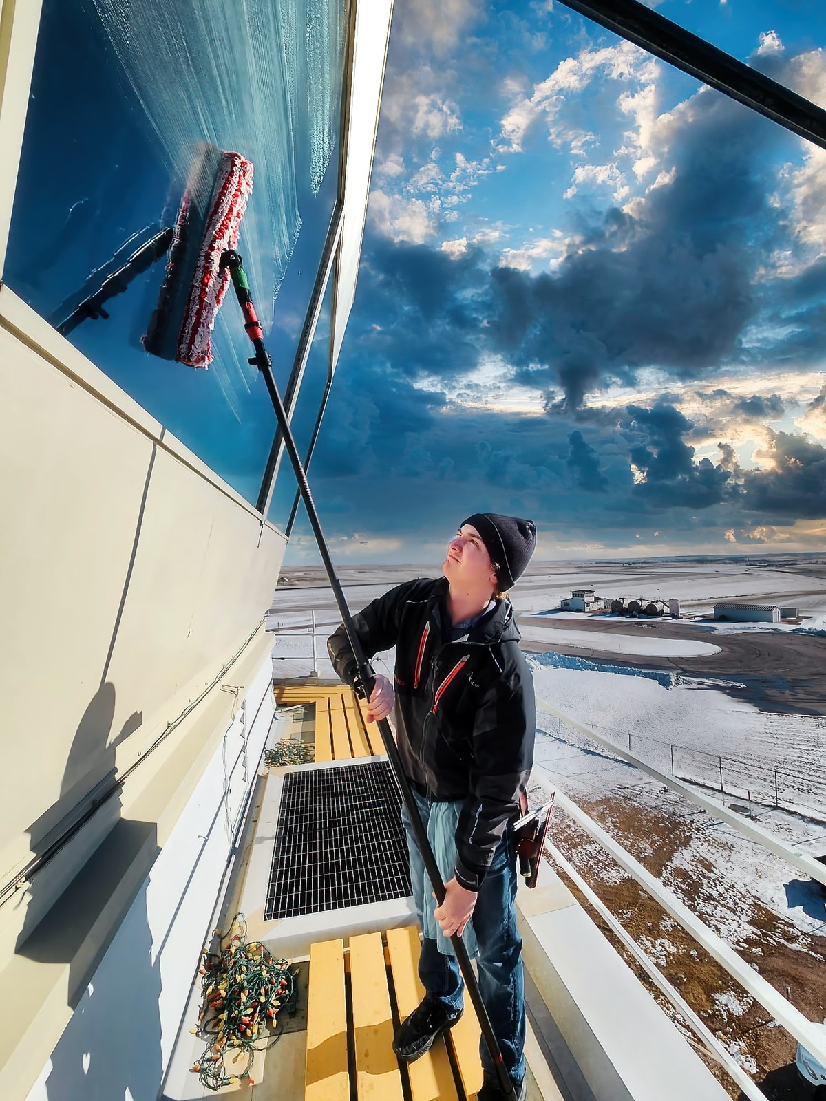 High-access window cleaning at the Rapid City Airport Tower
